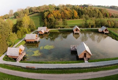 unusual-accommodations-cottages-on-water-belgium.jpeg